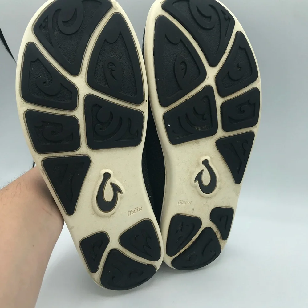 OLUKAI NOHEA LOLE GRAY CANVAS‎ SLIP ON SHOES MENS SZ 8